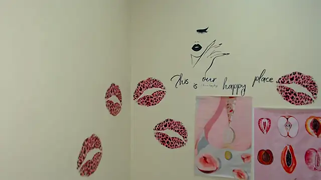 Snapshot of MademoiselleCl chatting on 01-07-25, 04:05 MademoiselleCl online show from 01-07-25, 04:05