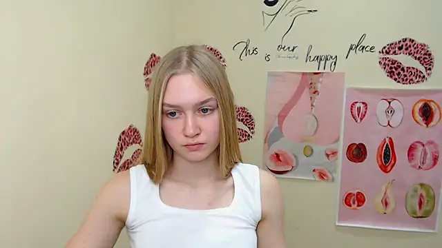 Snapshot of MademoiselleCl chatting on 02-02-25, 10:24 MademoiselleCl online show from 02-02-25, 10:24