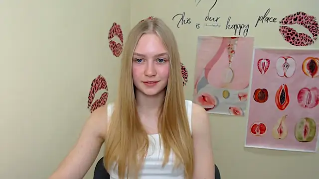 Snapshot of MademoiselleCl chatting on 02-02-25, 01:30 MademoiselleCl online show from 02-02-25, 01:30