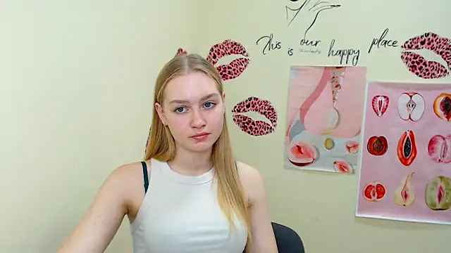 Snapshot of MademoiselleCl chatting on 02-12-25, 10:35 MademoiselleCl online show from 02-12-25, 10:35