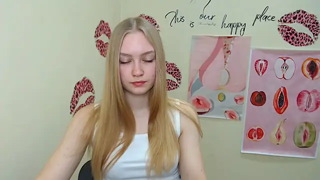 Snapshot of MademoiselleCl chatting on 03-01-25, 07:19 MademoiselleCl online show from 03-01-25, 07:19