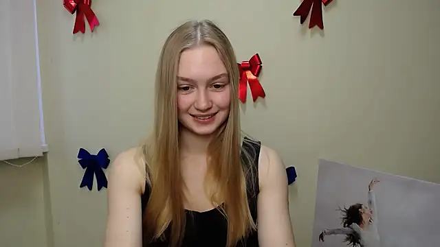 Snapshot of MademoiselleCl chatting on 03-14-25, 11:01 MademoiselleCl online show from 03-14-25, 11:01