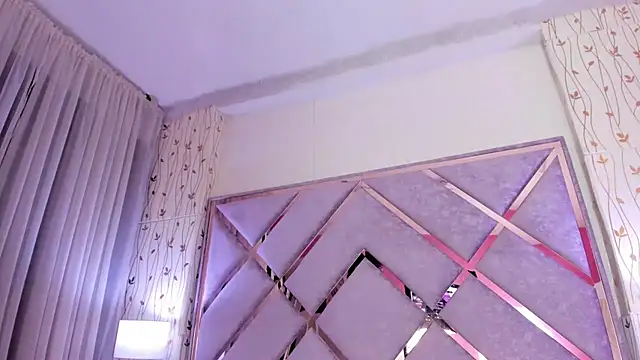  lanna jhonson  online show from 02-24-25, 12:52