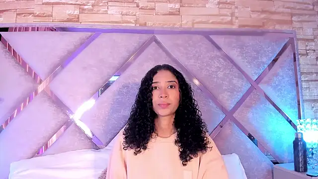  lanna jhonson  online show from 10-24-25, 10:55