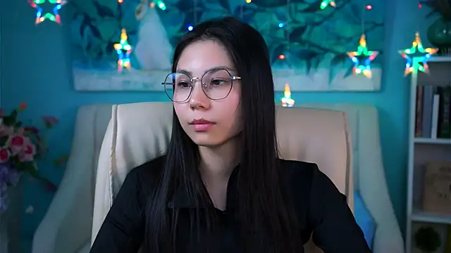 Snapshot of LittleSally__ chatting on 12-07-24, 11:18 LittleSally online show from 12-07-24, 11:18