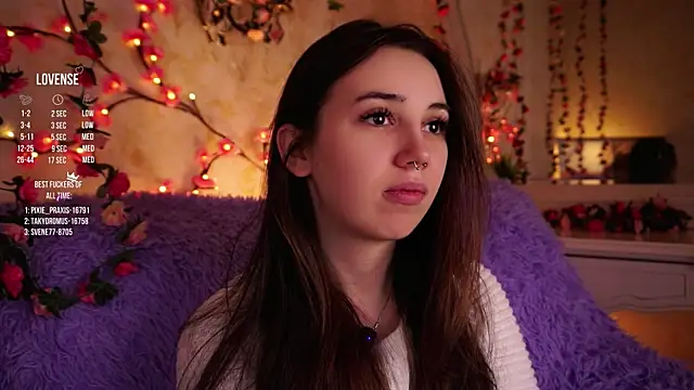 GillianDowdey online show from 12-19-25, 02:51