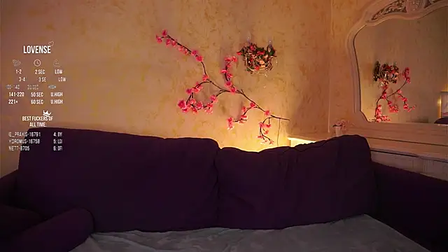 GillianDowdey online show from 03-25-26, 03:12