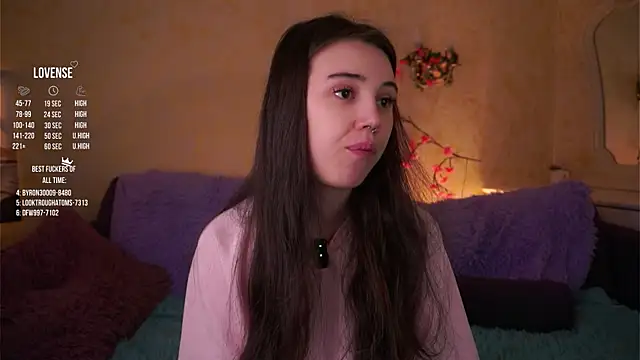 GillianDowdey online show from 04-04-26, 03:27