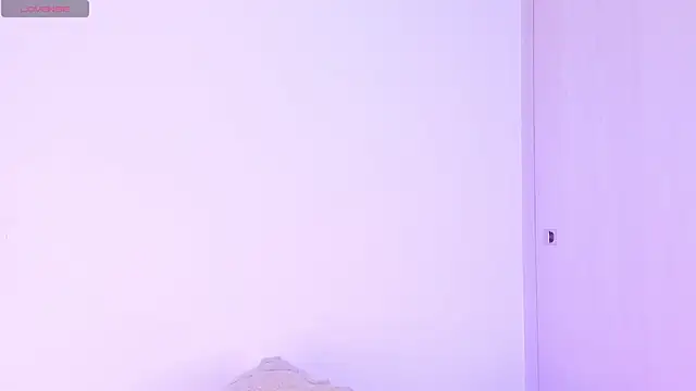 Snapshot of Nix_Taylor chatting on 03-04-25, 06:50 Nix Taylor online show from 03-04-25, 06:50