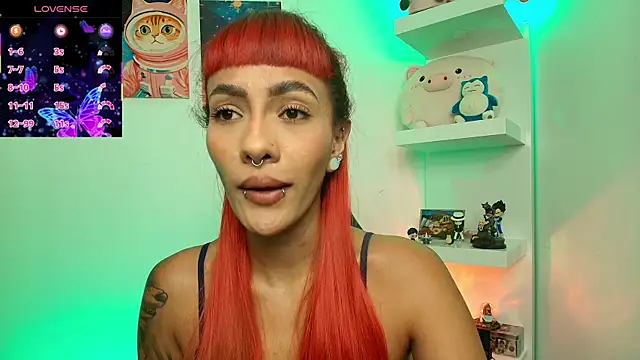 Snapshot of Nix_Taylor chatting on 11-27-25, 09:50 Nix Taylor online show from 11-27-25, 09:50