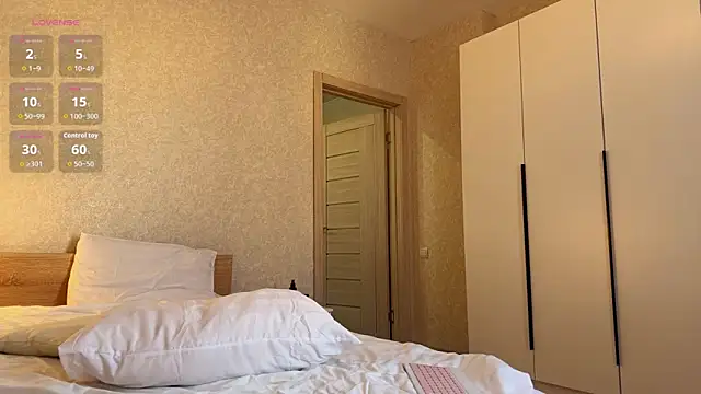 julya flowerss online show from 03-09-26, 04:27