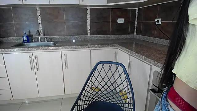 Snapshot of anna_alvarez chatting on 02-14-26, 11:40 anna alvarez online show from 02-14-26, 11:40