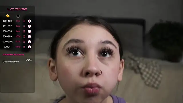 AislyEmbury online show from 02-06-25, 10:32