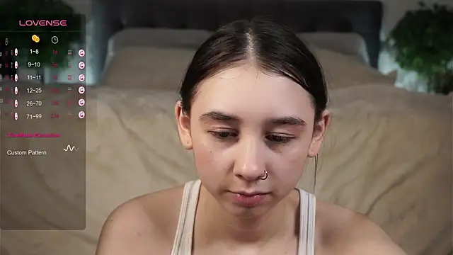 AislyEmbury online show from 02-10-25, 05:25