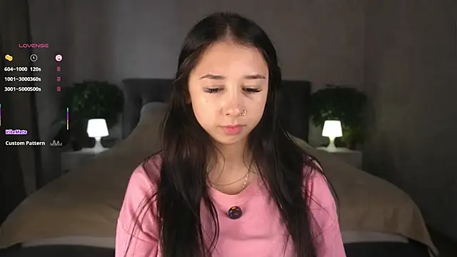 AislyEmbury online show from 09-09-25, 04:01