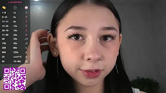 AislyEmbury online show from 10-31-25, 05:30