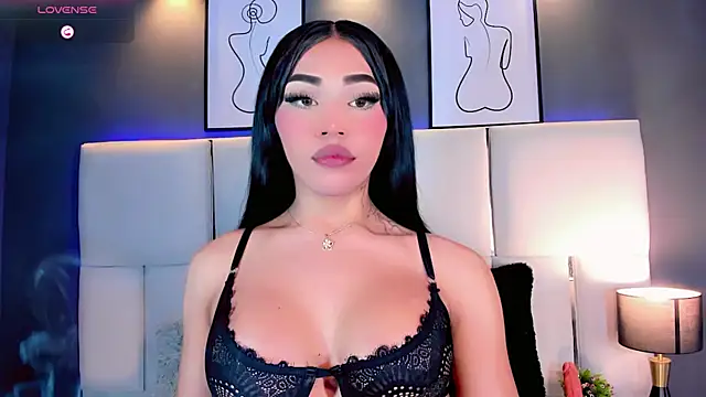 Valery Sophiia online show from 12-14-25, 07:03