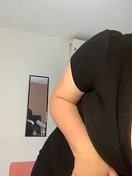 Snapshot of Sophie_Eaton chatting on 02-09-25, 05:54 Sophie Eaton online show from 02-09-25, 05:54