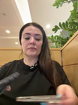 Snapshot of Sophie_Eaton chatting on 11-04-25, 07:35 Sophie Eaton online show from 11-04-25, 07:35