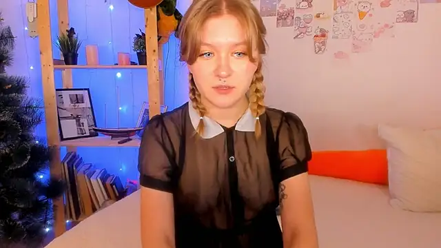 Snapshot of leazy_peazy chatting on 12-14-24, 06:35 leazy peazy online show from 12-14-24, 06:35