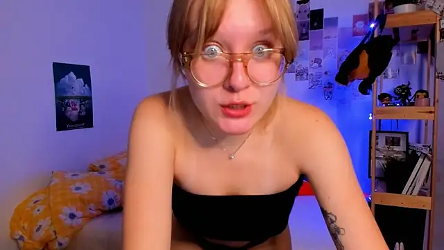 Snapshot of leazy_peazy chatting on 10-03-25, 07:44 leazy peazy online show from 10-03-25, 07:44