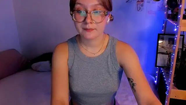 Snapshot of leazy_peazy chatting on 10-19-25, 06:58 leazy peazy online show from 10-19-25, 06:58