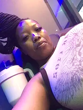 SZA Doja online show from 12-15-25, 04:00