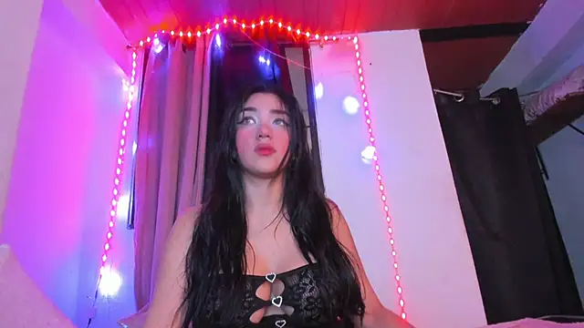 Snapshot of Oliviaa_Evans chatting on 07-12-26, 05:59 Oliviaa Evans online show from 07-12-26, 05:59