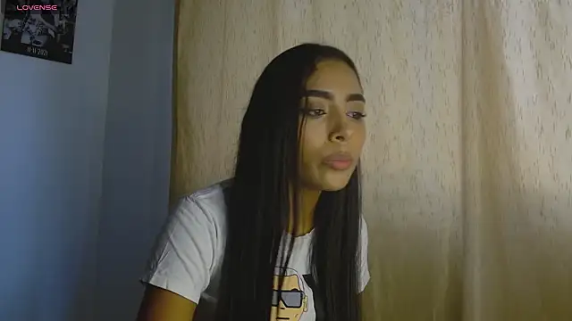 Snapshot of AntonellaAndNoah chatting on 12-04-24, 09:46 AntonellaAndNoah online show from 12-04-24, 09:46