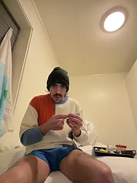 Snapshot of wolfwhite95 chatting on 03-03-26, 12:17 wolfwhite95 online show from 03-03-26, 12:17