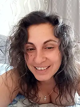 Snapshot of ShelaDiass chatting on 10-20-25, 09:43 ShelaDiass online show from 10-20-25, 09:43