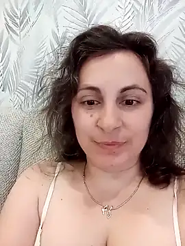 ShelaDiass online show from 05-02-26, 04:06