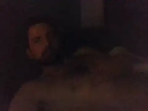 Snapshot of Romix2985 chatting on 12-04-24, 02:20 Romix2985 online show from 12-04-24, 02:20