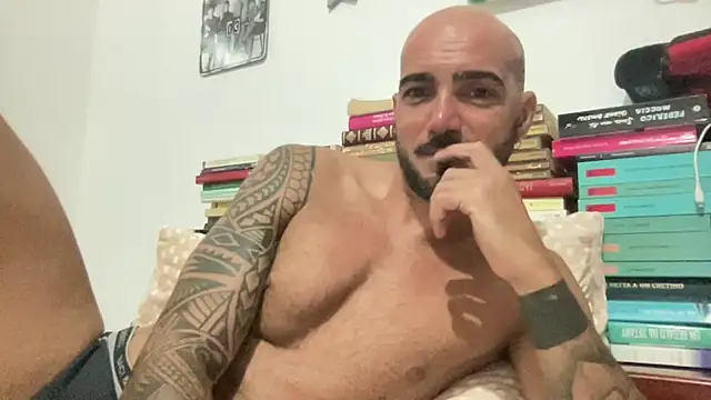 Snapshot of alessandromori91 chatting on 08-04-26, 08:55 alessandromori91 online show from 08-04-26, 08:55