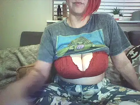 Snapshot of Big-Tits-McGee chatting on 01-05-25, 12:31 Big-Tits-McGee online show from 01-05-25, 12:31