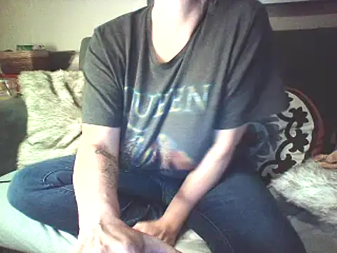 Snapshot of Big-Tits-McGee chatting on 03-03-25, 11:35 Big-Tits-McGee online show from 03-03-25, 11:35