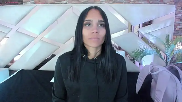 sophie pariss online show from 02-04-26, 02:39