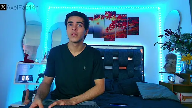 Snapshot of Alex_and_Fabian chatting on 01-09-25, 06:47 Alex and Fabian online show from 01-09-25, 06:47