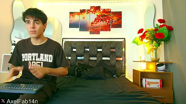 Snapshot of Alex_and_Fabian chatting on 02-03-25, 06:07 Alex and Fabian online show from 02-03-25, 06:07