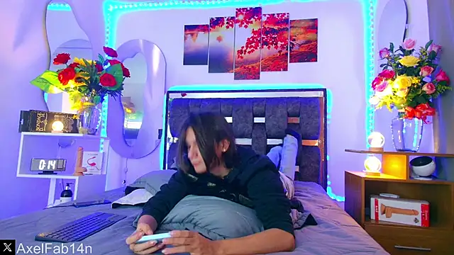 Snapshot of Alex_and_Fabian chatting on 02-16-25, 06:43 Alex and Fabian online show from 02-16-25, 06:43