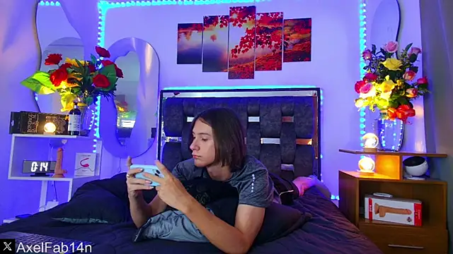 Snapshot of Alex_and_Fabian chatting on 02-17-25, 06:37 Alex and Fabian online show from 02-17-25, 06:37