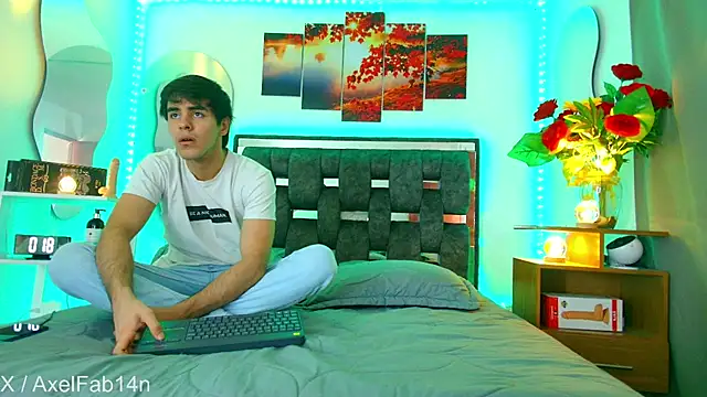 Snapshot of Alex_and_Fabian chatting on 03-08-25, 06:37 Alex and Fabian online show from 03-08-25, 06:37