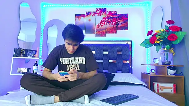 Snapshot of Alex_and_Fabian chatting on 03-21-25, 06:51 Alex and Fabian online show from 03-21-25, 06:51