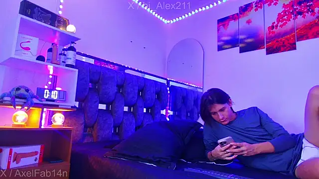 Snapshot of Alex_and_Fabian chatting on 11-16-25, 08:36 Alex and Fabian online show from 11-16-25, 08:36