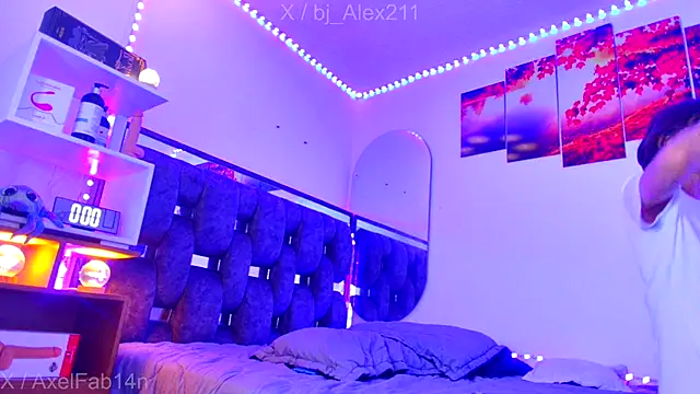 Snapshot of Alex_and_Fabian chatting on 11-23-25, 08:41 Alex and Fabian online show from 11-23-25, 08:41