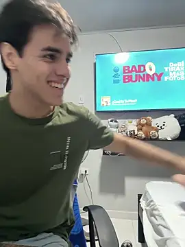 Snapshot of Alex_and_Fabian chatting on 12-15-25, 03:55 Alex and Fabian online show from 12-15-25, 03:55