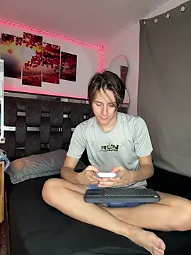 Alex and Fabian online show from 07-16-26, 11:44
