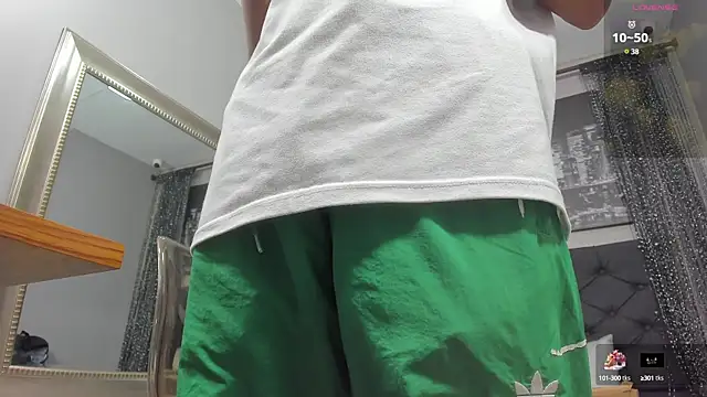 Snapshot of Hotkoljeixxx chatting on 02-12-25, 03:40 Hotkoljeixxx online show from 02-12-25, 03:40