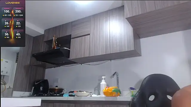 Snapshot of Hotkoljeixxx chatting on 03-22-25, 01:11 Hotkoljeixxx online show from 03-22-25, 01:11