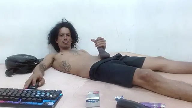 damian bottom bigcock online show from 01-05-25, 12:42